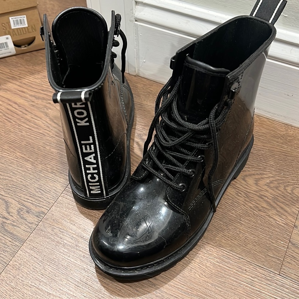 Michael Kors Rainboots